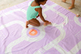 Speelhanddoek On The Road Lavender 180 x 180 | Quut